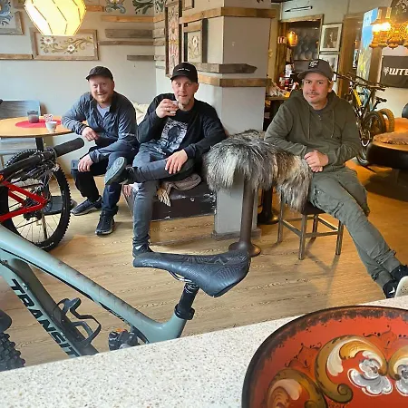 Gjestegard Sykkel Og Skicamp