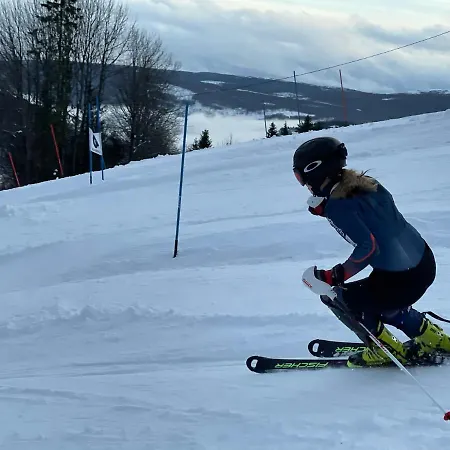Semesterpark Gjestegard Sykkel Og Skicamp 3*